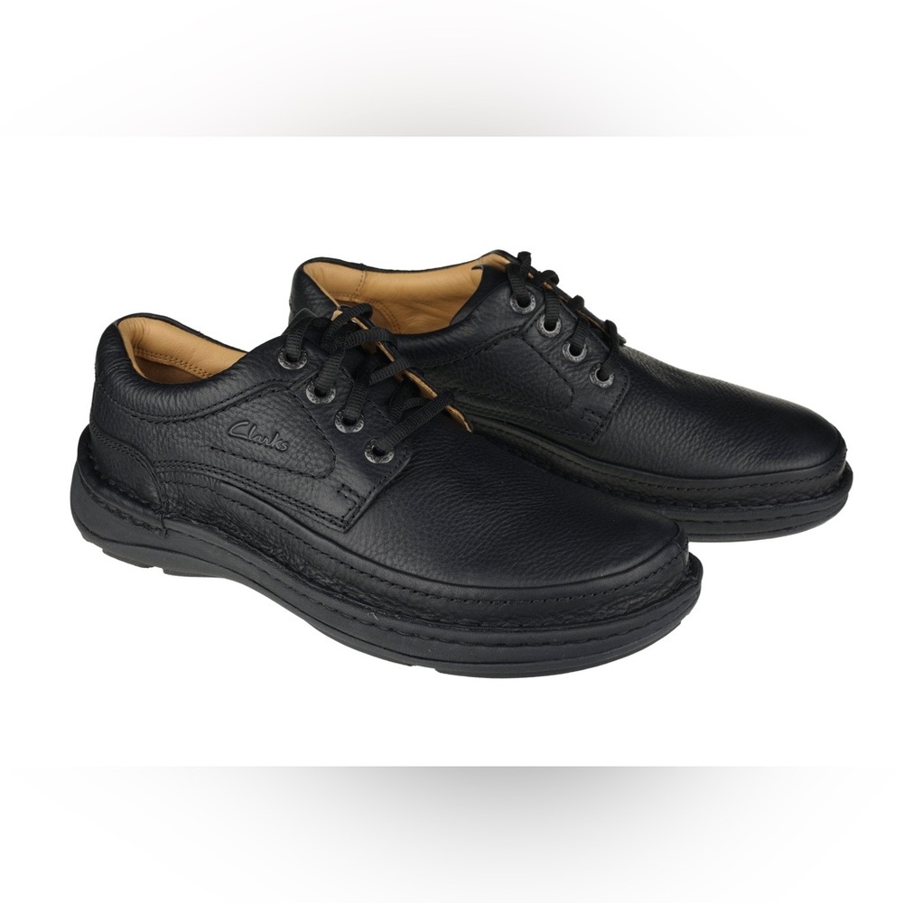 clarks Wallabee Black Leather Comfort Shoe